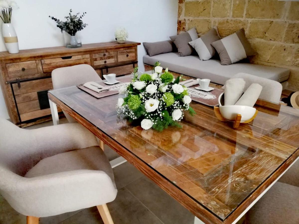 Don Fernando 1938 Bed & Breakfast Miggiano ภายนอก รูปภาพ